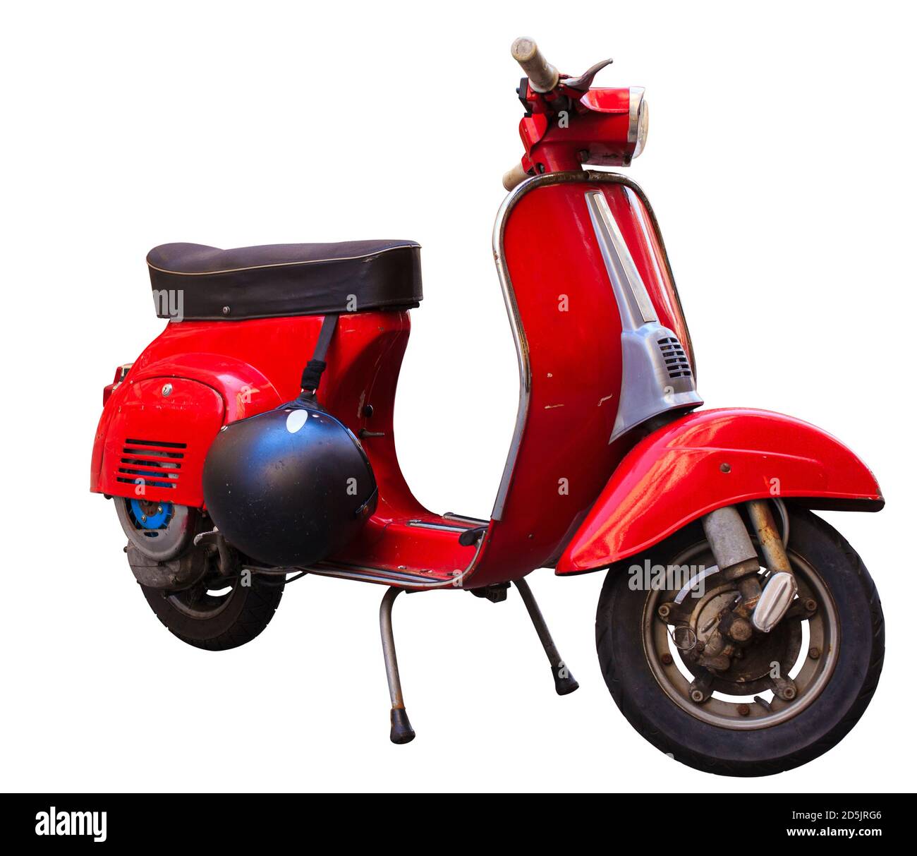 Vieux rouge célèbre scooter italien appelé Vespa isolé sur blanc  arrière-plan Photo Stock - Alamy