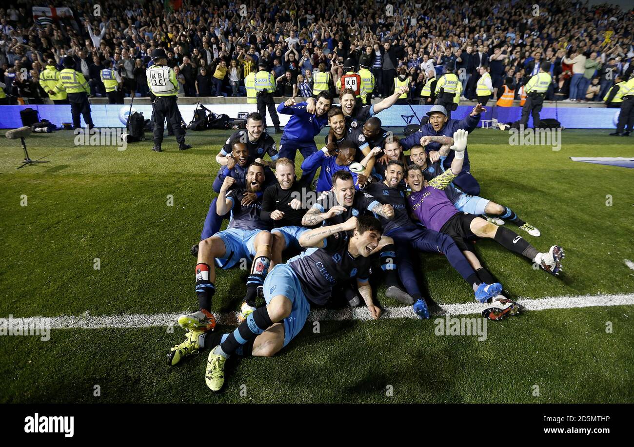 Les joueurs de Sheffield Wednesday fêtent à plein temps Banque D'Images