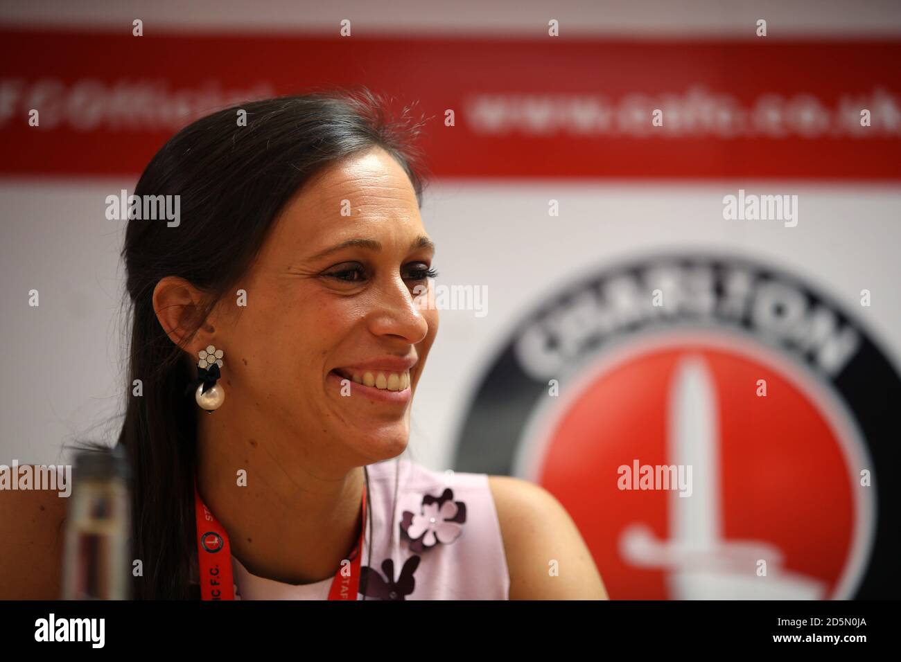 Charlton Athletic CEO Katrien Meire lors d'une conférence de presse Banque D'Images