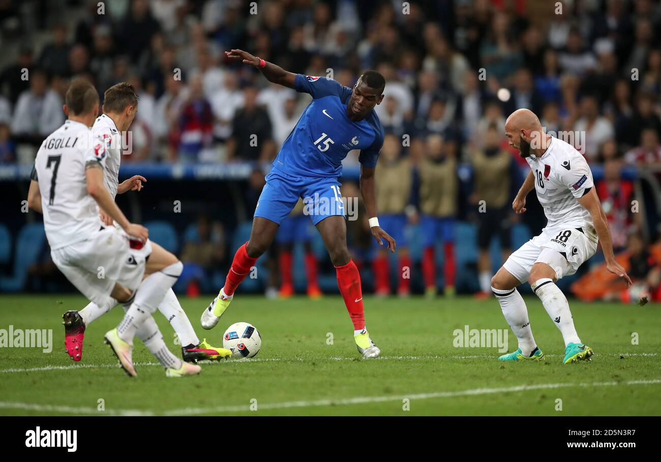 Paul Pogba (centre) de France en action contre l'Albanie Banque D'Images