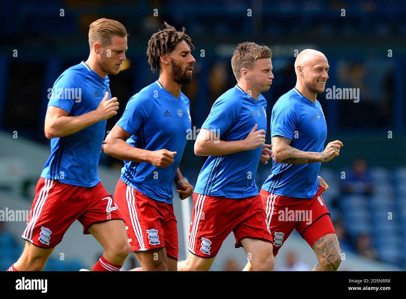 De gauche à droite : Michael Morrison, Ryan Shotton, Stephen Gleeson et David Cotterill de Birmingham City pendant l'échauffement Banque D'Images