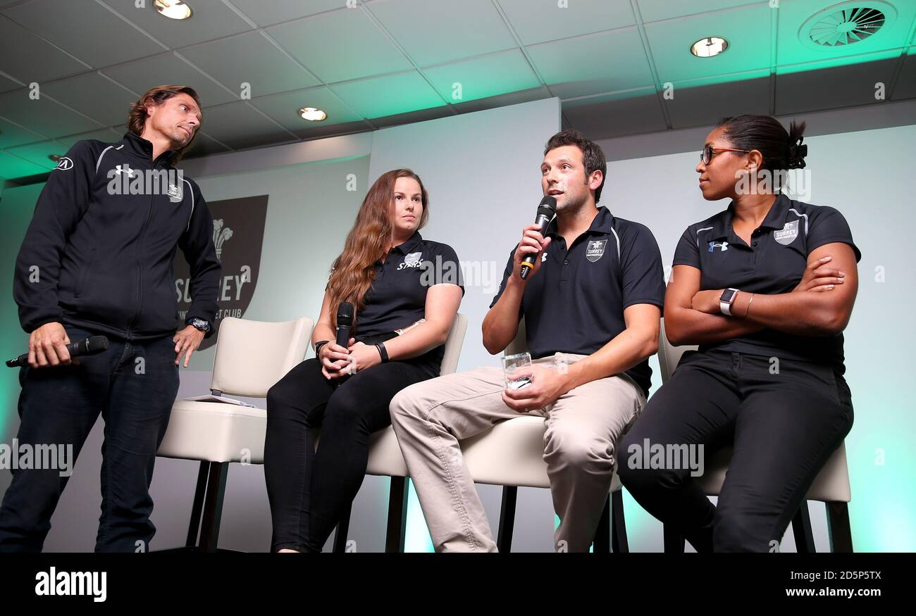 Kirstie White, entraîneur-chef Richard Bedbrook et directeur du cricket féminin Ebony Rainford-Brant Banque D'Images