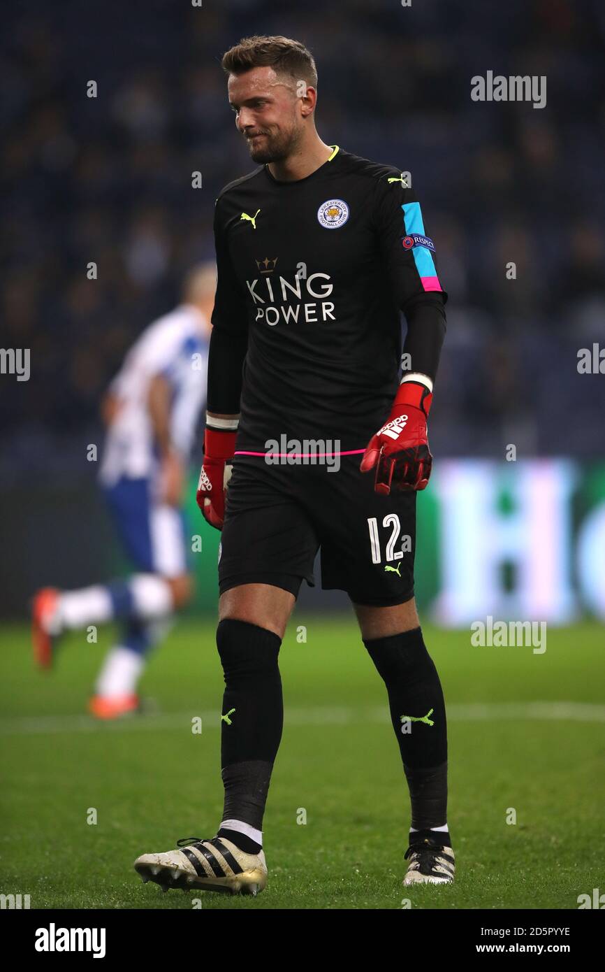 Ben Hamer, gardien de Leicester City, montre sa déjection après avoir concédé un deuxième objectif Banque D'Images