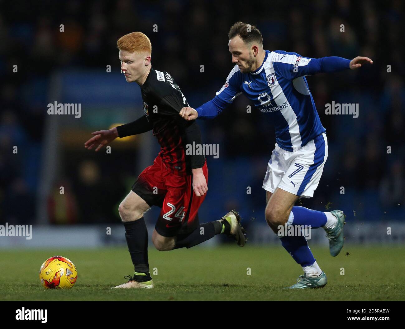 DaN Gardner de Chesterfield et Ryan Haynes de Coventry City Banque D'Images