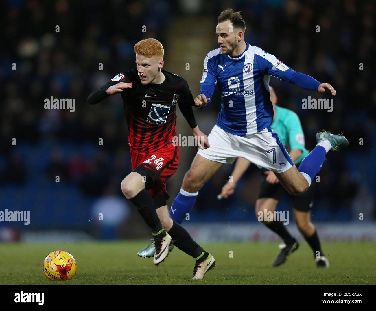 DaN Gardner de Chesterfield et Ryan Haynes de Coventry City Banque D'Images