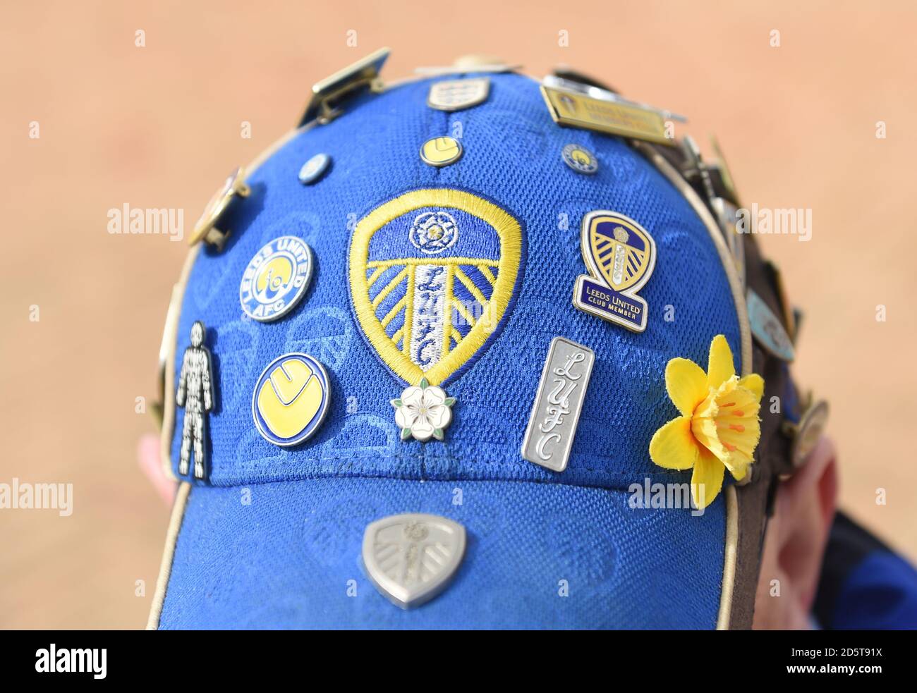 Leeds United fan avant le match Banque D'Images