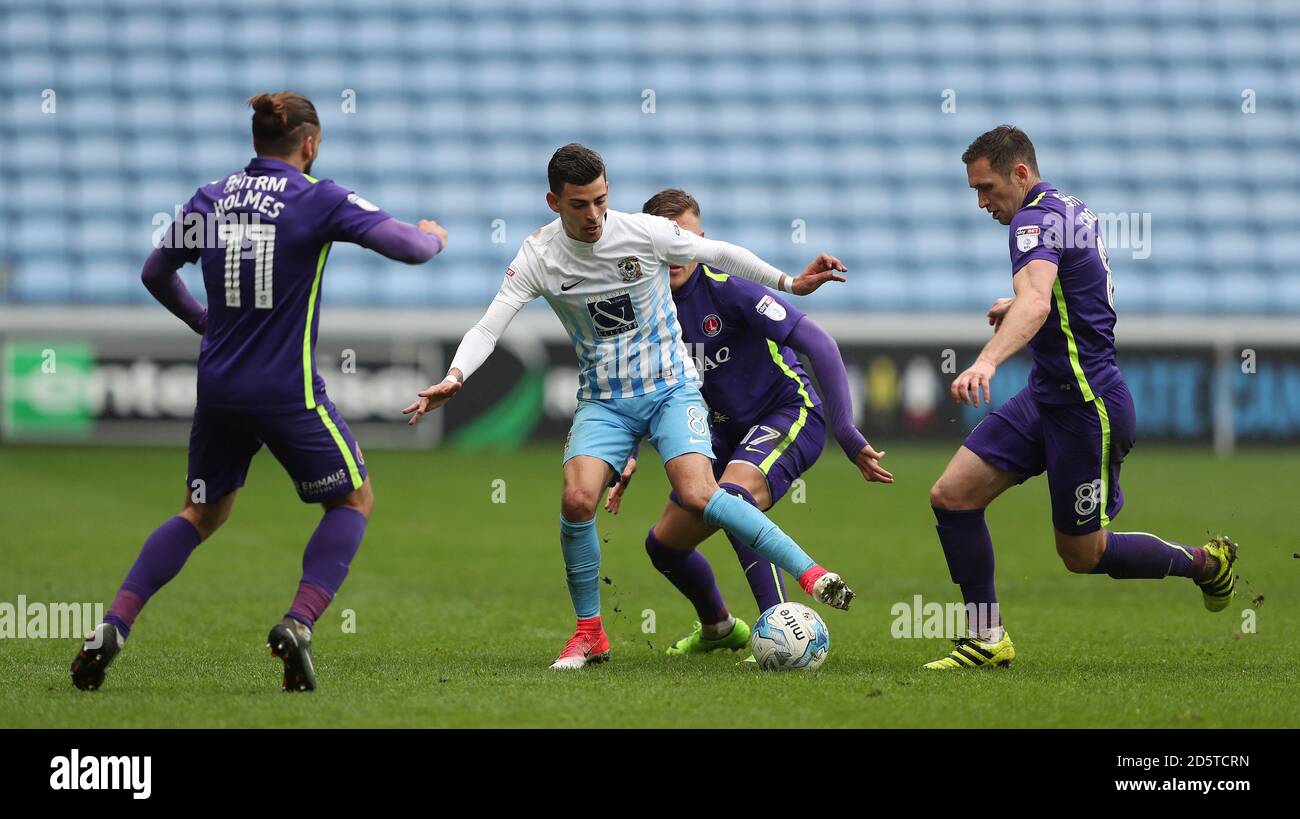 Ruben Lameiras de Coventry City et Andrew Crofts de Charlton Athletic Ricky Holmes Banque D'Images