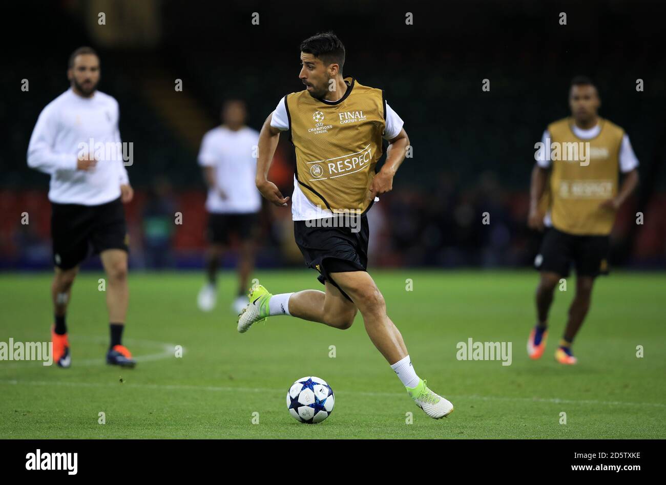 Sami Khedira de Juventus lors d'une session de formation organisée au Stade national au pays de Galles en avance sur la Ligue des champions de l'UEFA de demain Finale contre le Real Madrid Banque D'Images