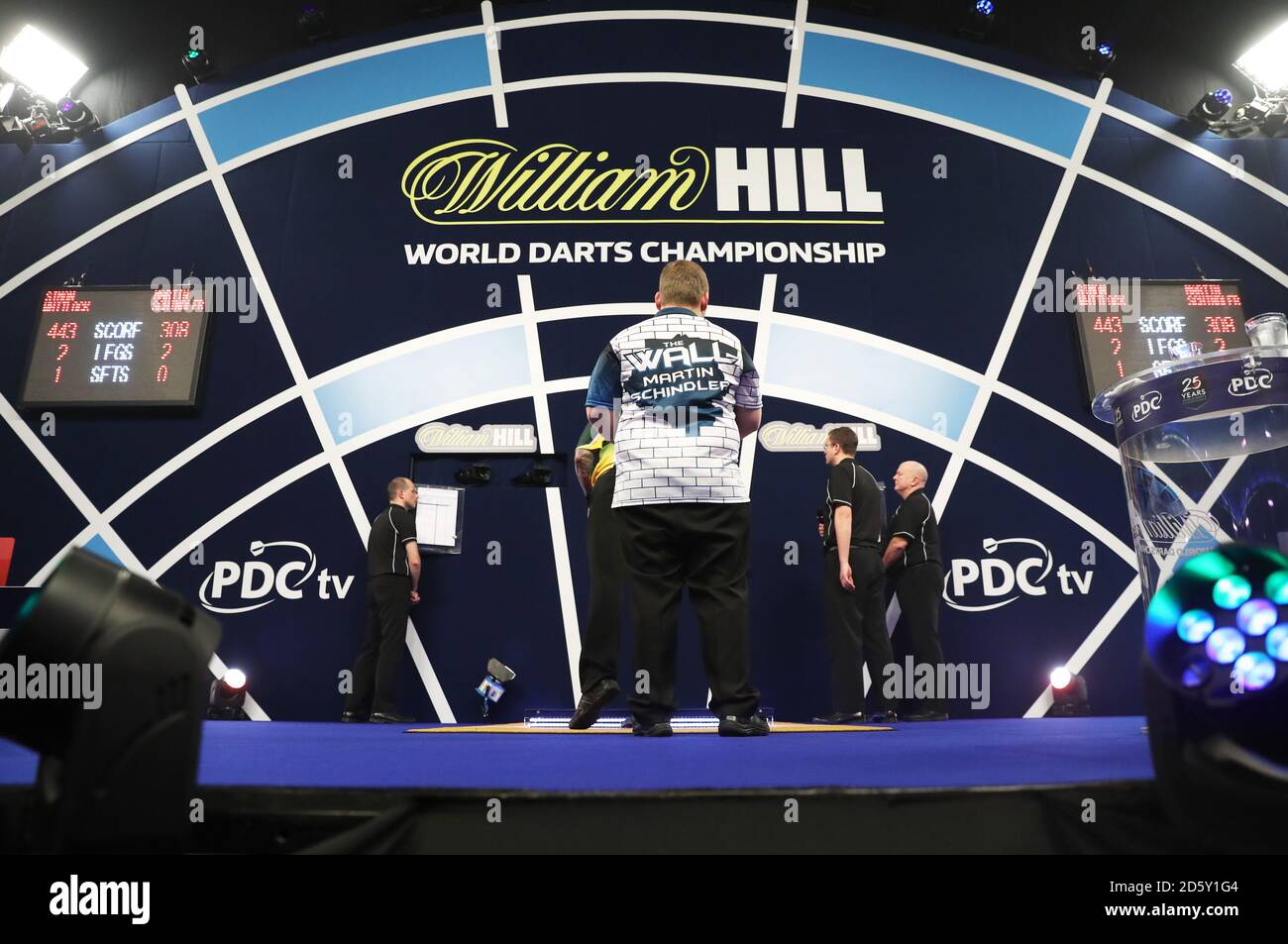 Martin Schindler pendant le septième jour du William Hill World Darts Championship à Alexandra Palace, Londres Banque D'Images