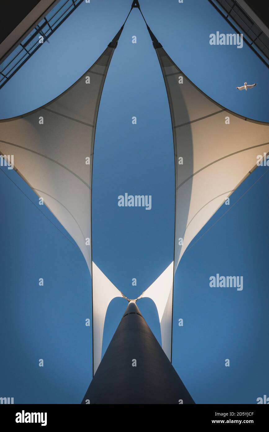 Allemagne, Schleswig-Holstein, Eckernfoerde, maison d'appartement Hafenspitze, auvent Banque D'Images