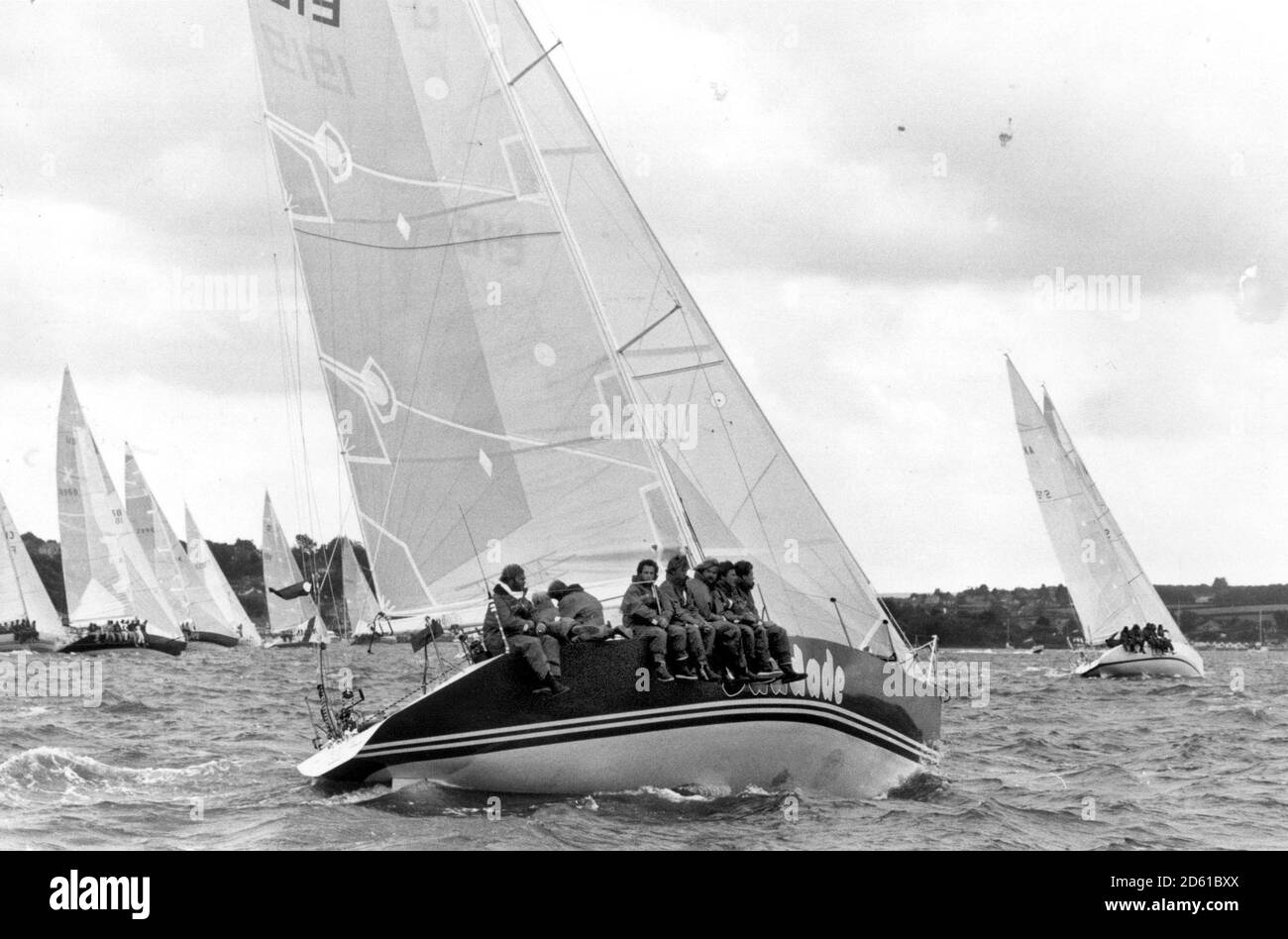 SOUDADE DE YACHT ALLEMAND AU DÉBUT DE LA COURSE FASTNET. ANNÉES 1980 Banque D'Images