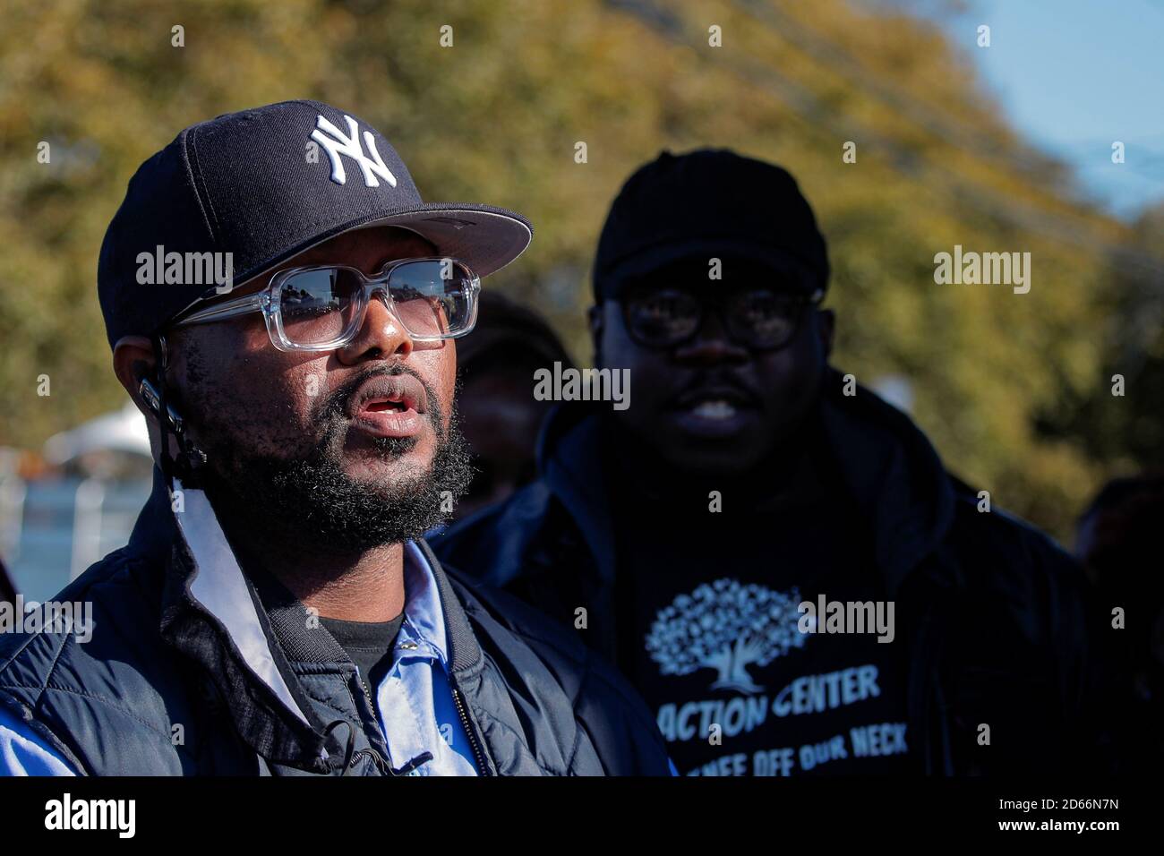 Terrence Floyd Parle Lors D Une Veillee D Anniversaire Pour Son Frere George Floyd Qui Est Decede En Garde A Vue A Minneapolis Dans Le Quartier De Brooklyn A New York Aux Etats Unis Le Terrence Floyd Parle Lors D Une Veillee D Anniversaire Pour Son Frere George Floyd Qui Est Decede En Garde A Vue A Minneapolis Dans Le Quartier De Brooklyn A New York Aux Etats Unis Le