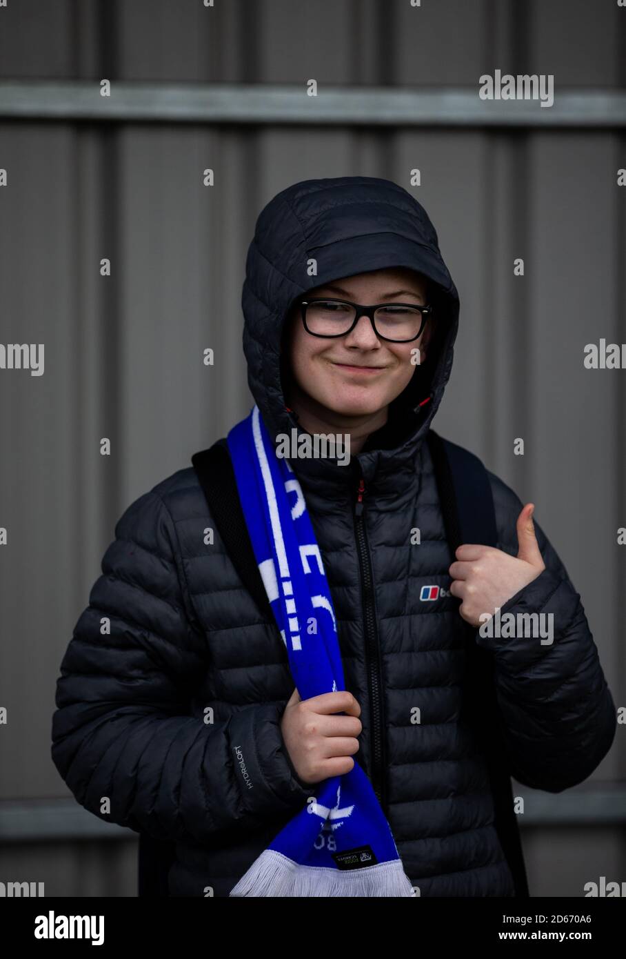 Un fan de Hartlepool United avant le match Banque D'Images