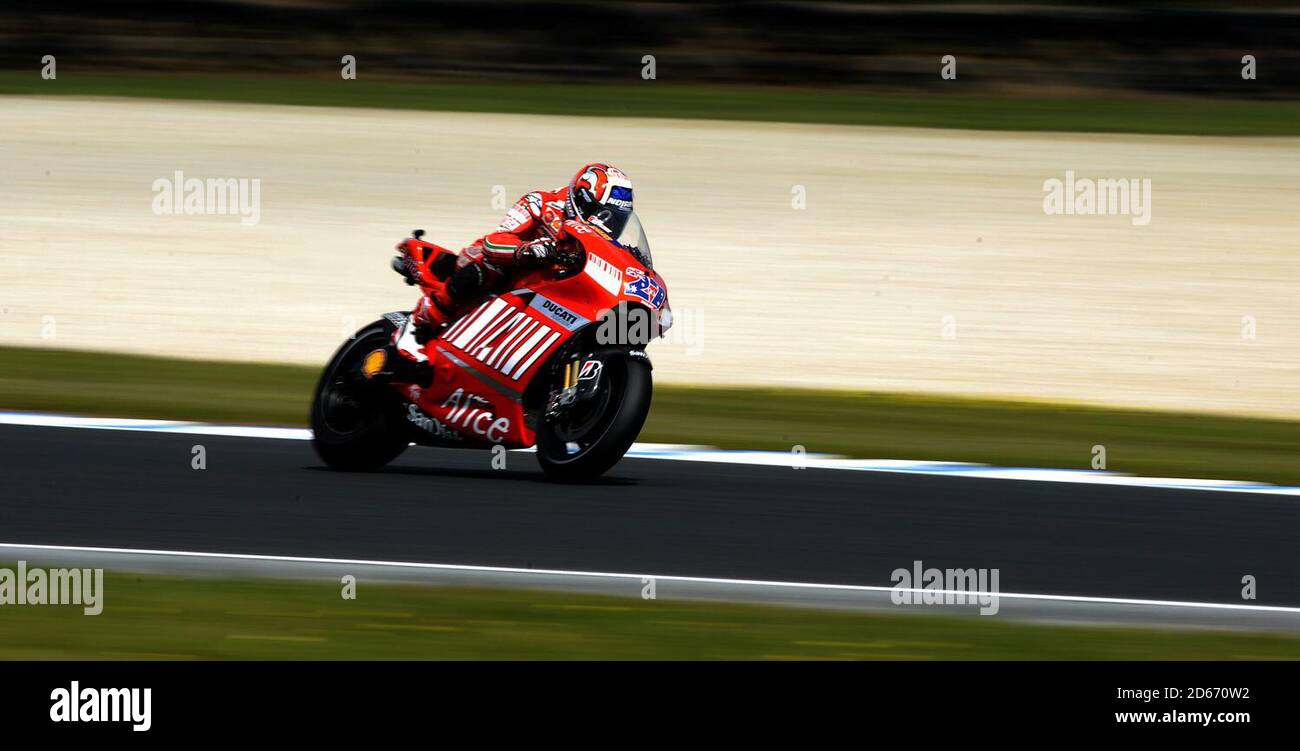 Le Casey Stoner (AUS) de Ducati Marlboro dirige l'Australian moto Grand Prix Banque D'Images