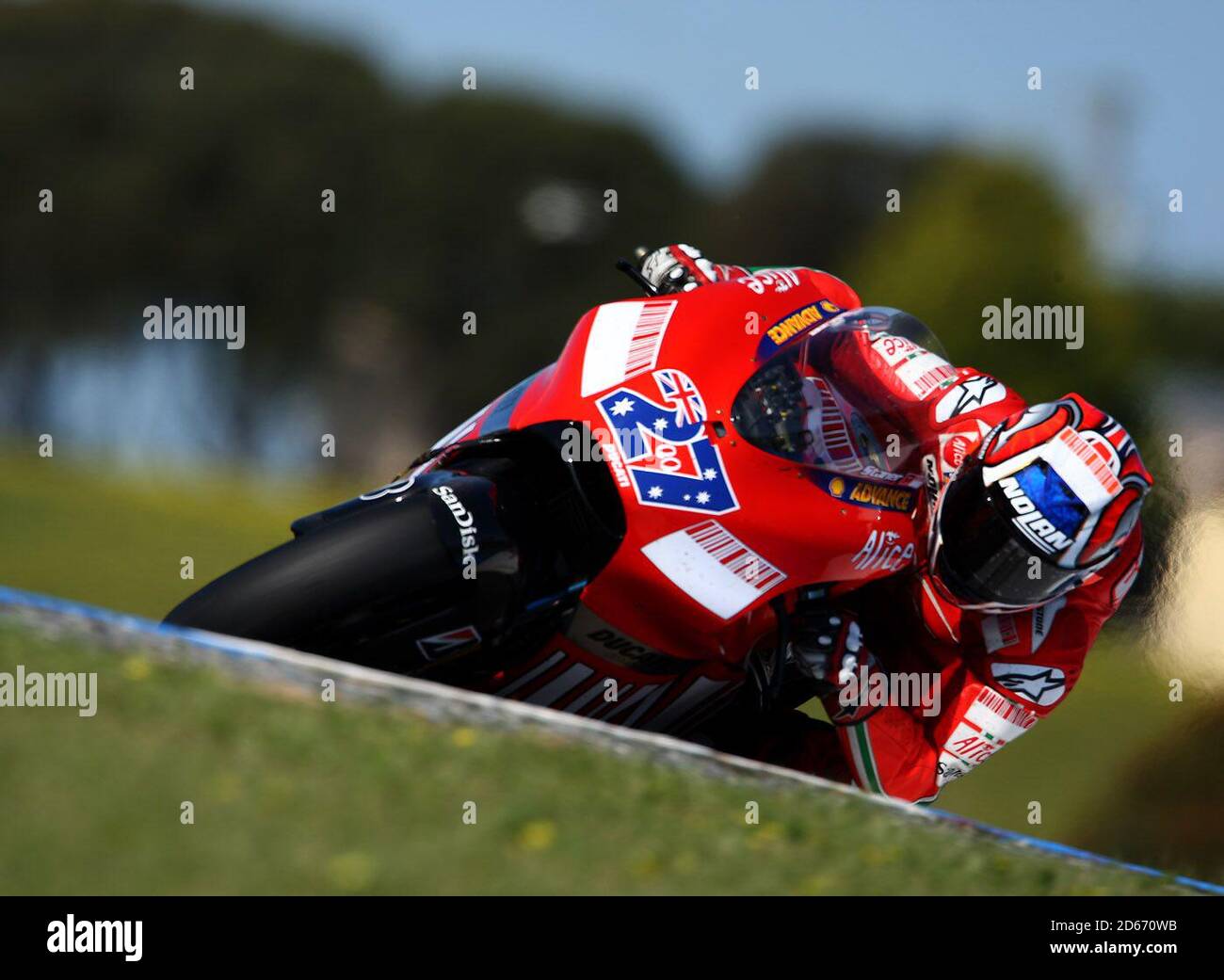Le Casey Stoner (AUS) de Ducati Marlboro dirige l'Australian moto Grand Prix Banque D'Images