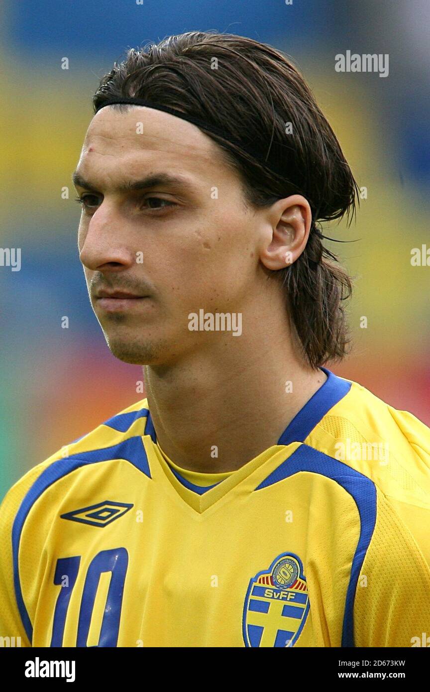 Zlatan Ibrahimovic et Edinson Cavani pendant PSG VS Ajax, le 17