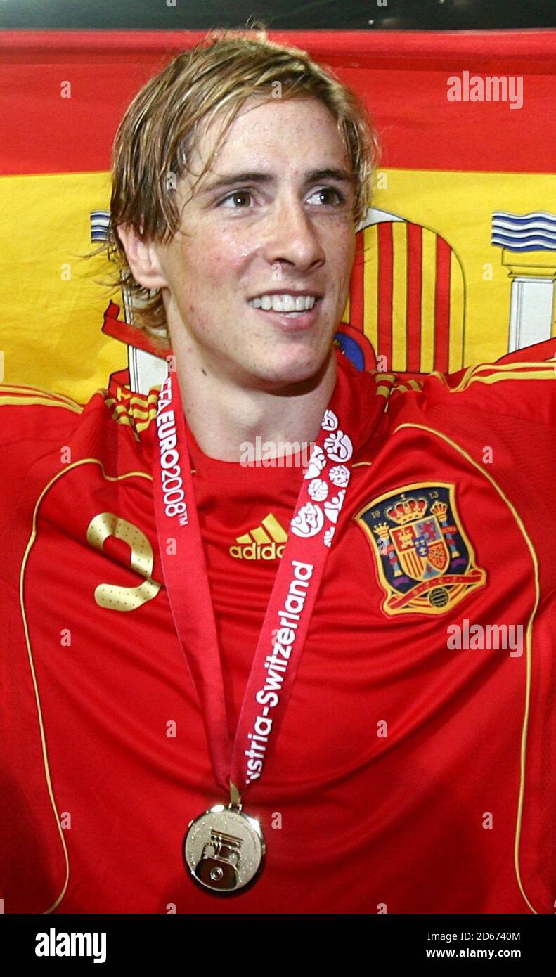 Fernando Torres d'Espagne célèbre après avoir battu l'Allemagne dans l'euro 2008 final Banque D'Images