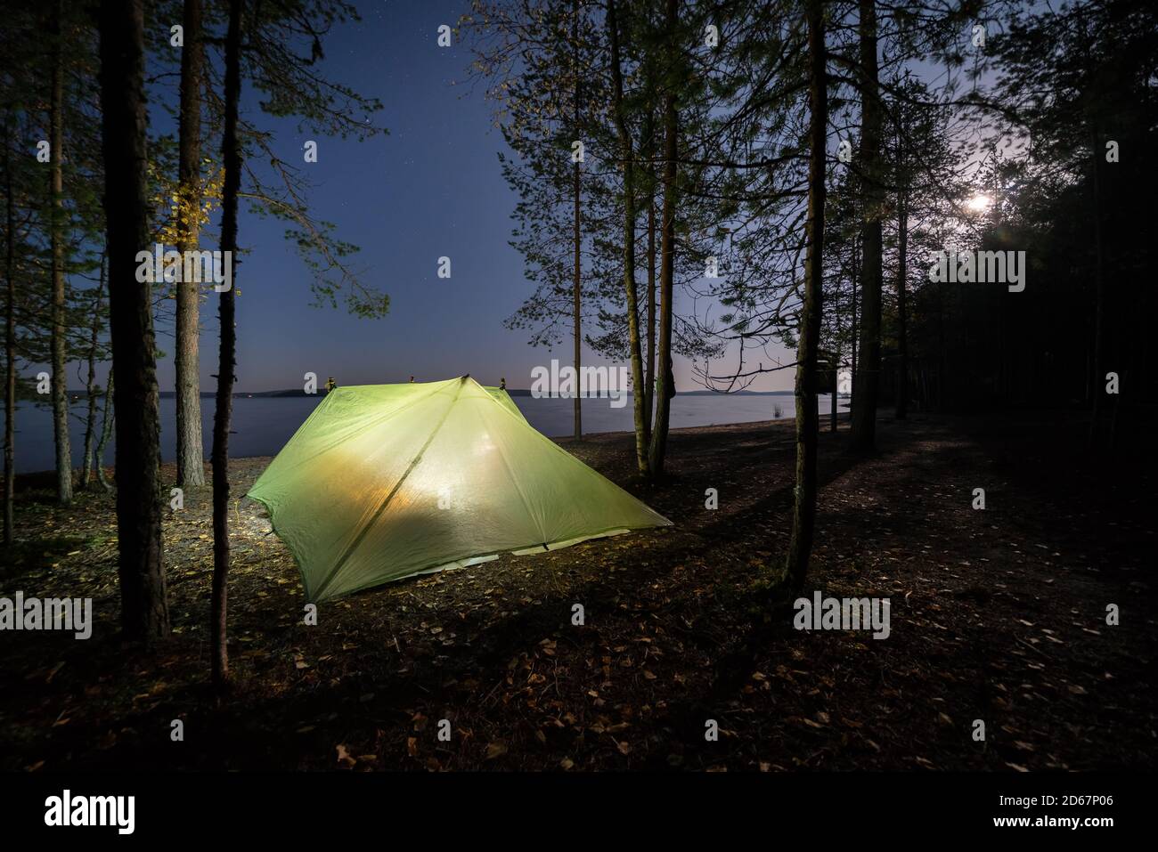 Camping à la bâche au parc national de Koli, Joensuu, Finlande Banque D'Images
