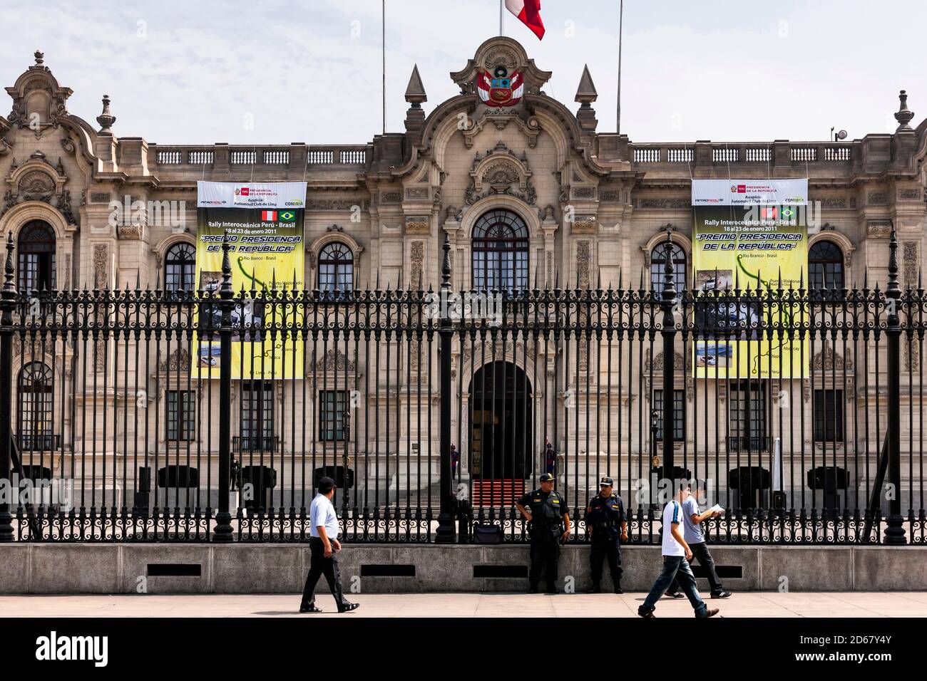 Plaza Mayor and Government Palace, Plaza de Armas, Plaza de Armas de Lima, Lima, Pérou, Amérique du Sud Banque D'Images