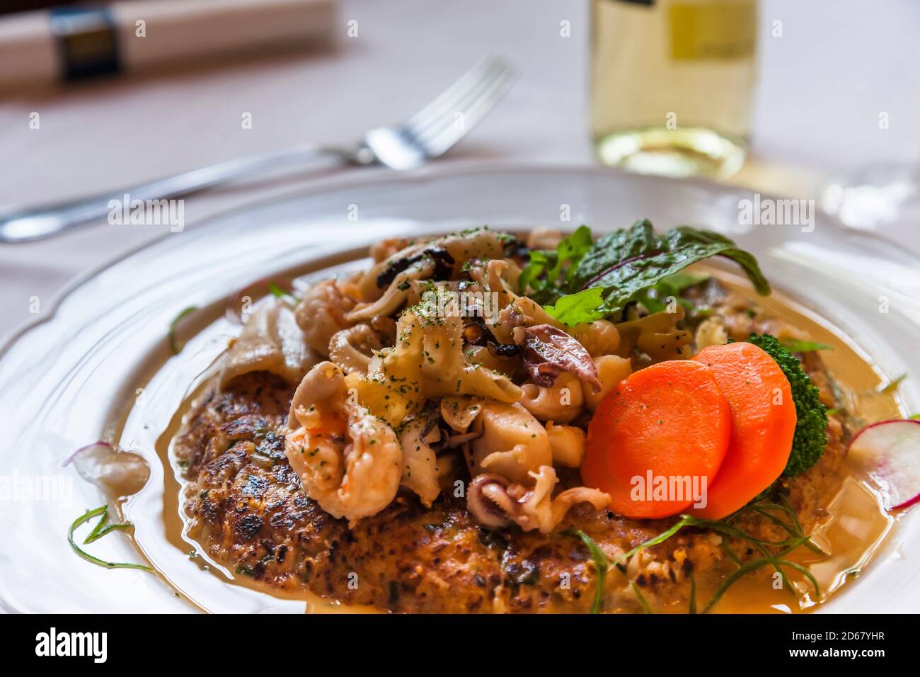 Fruits de mer locaux au restaurant de luxe, Miraflores, Lima, Pérou, Amérique du Sud Banque D'Images