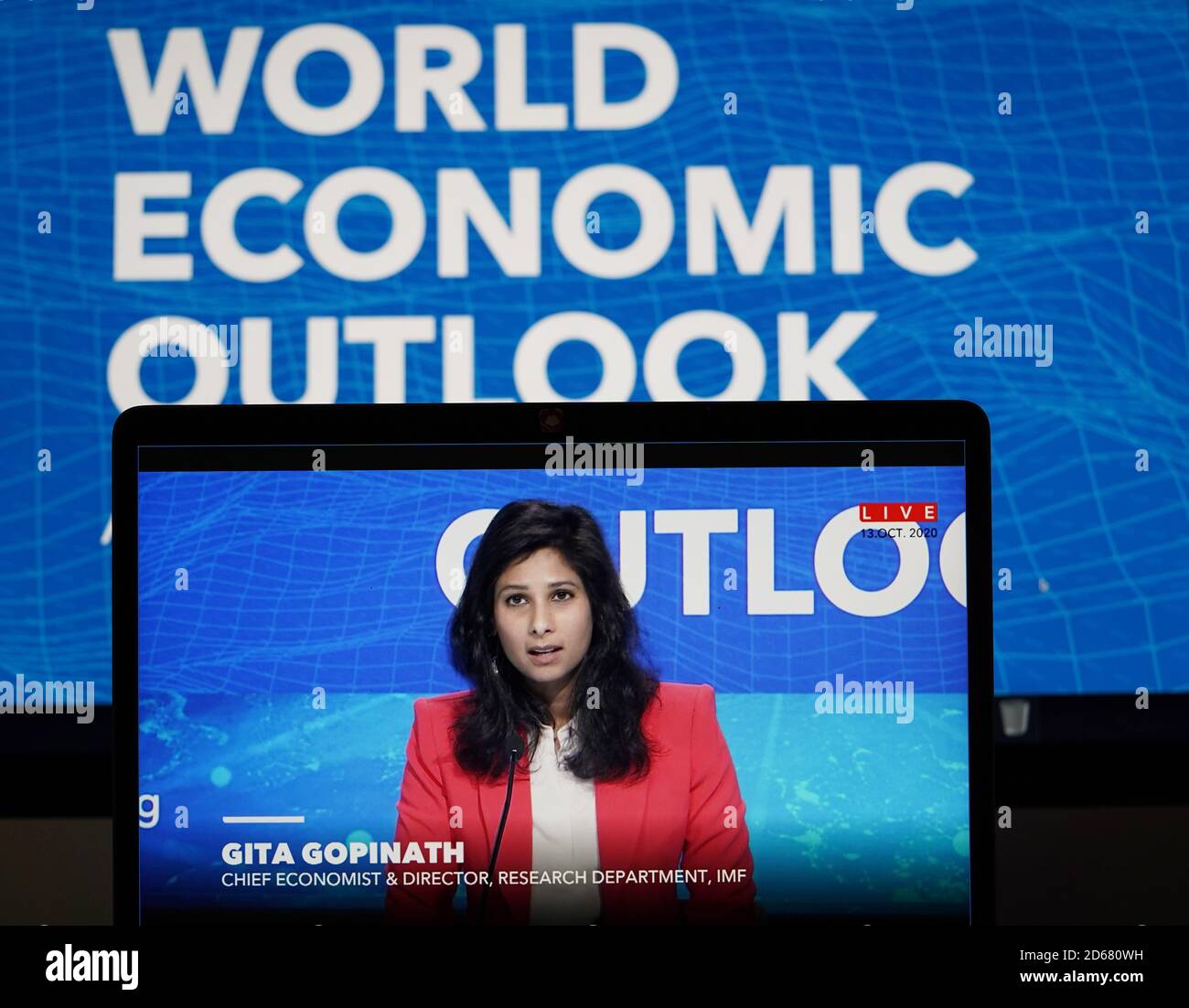 Washington, États-Unis. 13 octobre 2020. L'économiste en chef du Fonds monétaire international (FMI), Gita Gopinath, parle lors d'une conférence de presse virtuelle à Washington, DC, États-Unis, le 13 octobre 2020. Credit: Liu Jie/Xinhua/Alay Live News Banque D'Images