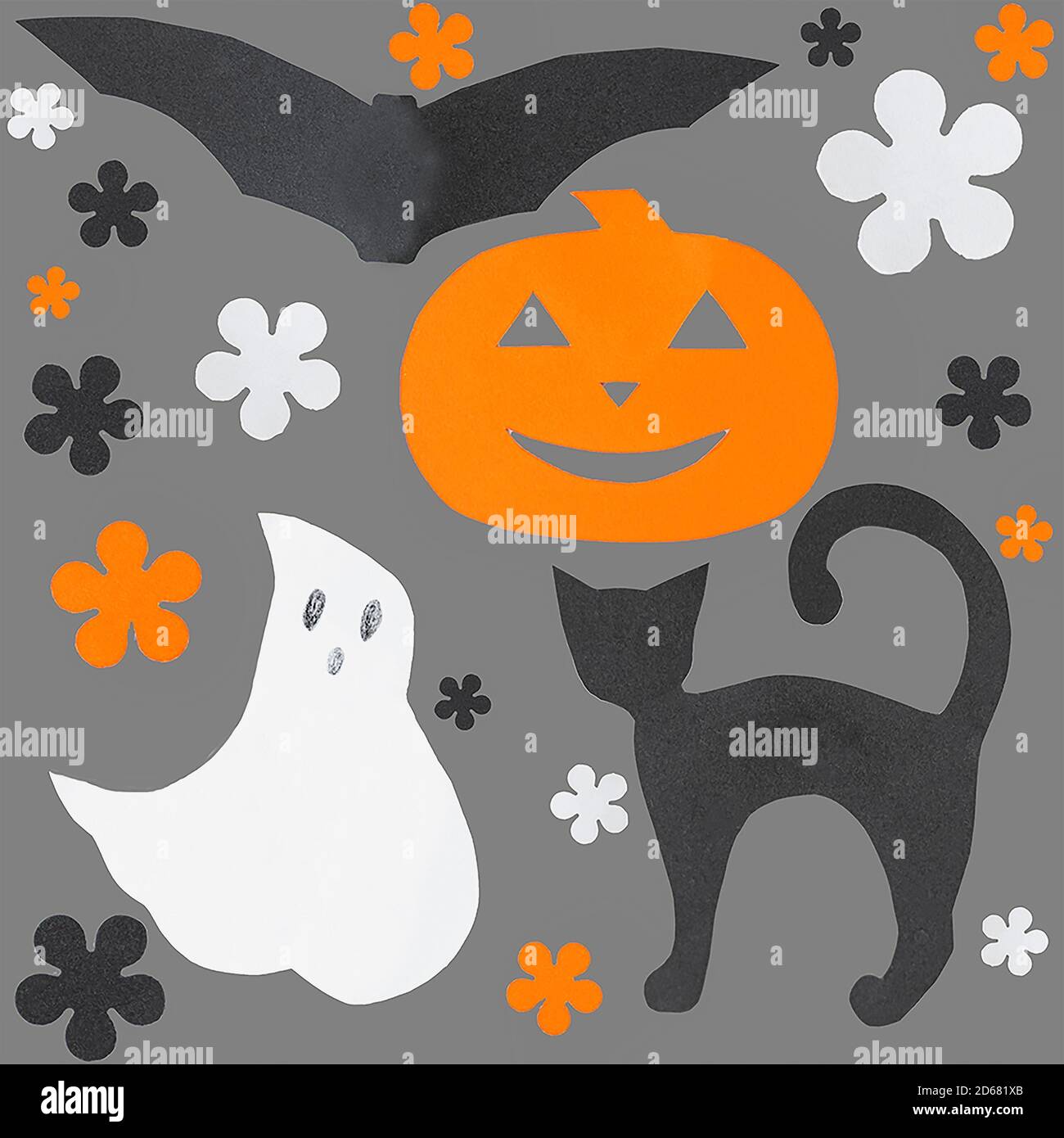 Motif lumineux ou arrière-plan sans couture pour Halloween. Arrière-plan élégant pour Halloween avec citrouille, fantôme, chat et fleurs dans un style minimaliste. Banque D'Images