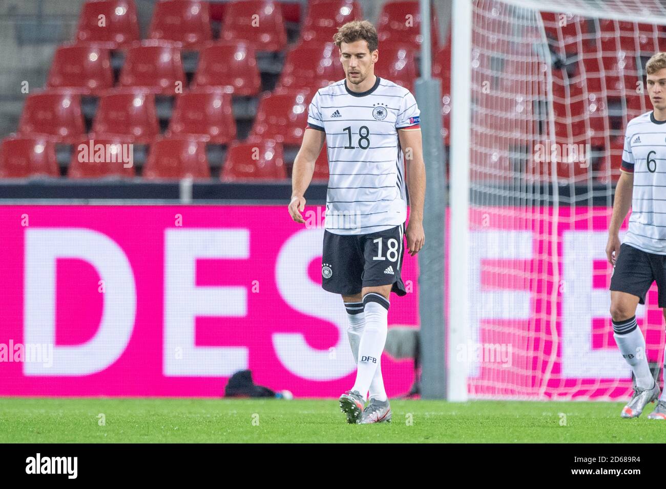 Après l'objectif de faire de la Suisse 1-0, Leon GORETZKA (GER) est déçu, déçu, déçu, triste, jeu de football, Ligue des Nations de l'UEFA, Division A, Groupe 4, Allemagne (GER) - Suisse (SUI) 3: 3, le 13 octobre 2020 à Koeln/Allemagne. € | utilisation dans le monde entier Banque D'Images