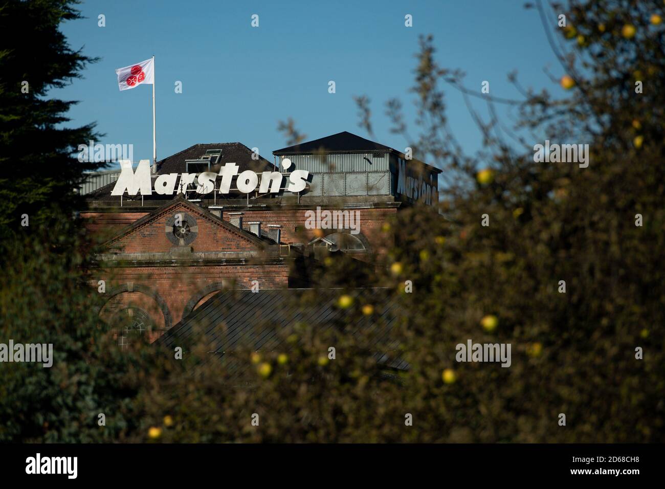 Marston's Brewery à Burton Upon Trent, Staffordshire. Plus de 2,000 emplois sont suspendus à la chaîne de pub, car les couvre-feux et les nouvelles restrictions du coronavirus ont entravé le commerce. Banque D'Images