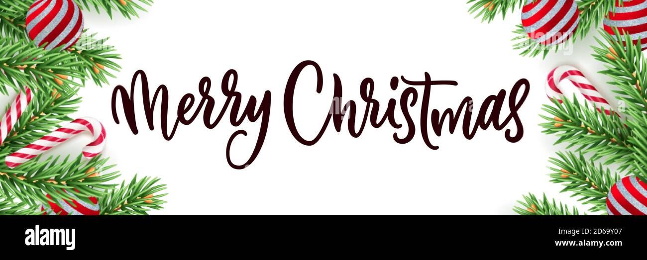 Merry Christmas calligraphie lettering horizontale bannière fond blanc. Vecteur 3d illustration réaliste des branches de pin vert, boules rouges, rayées Illustration de Vecteur