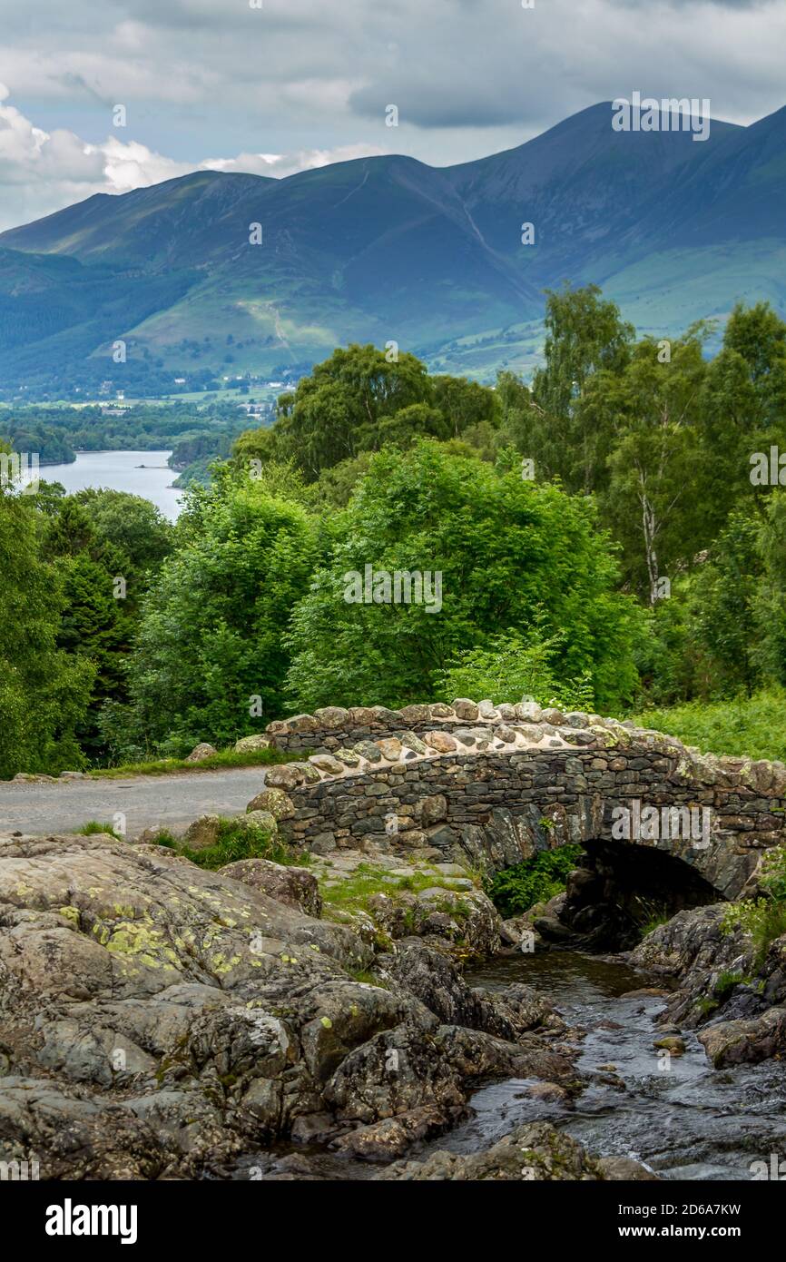 Ashness Bridge dans le lake district UK Banque D'Images