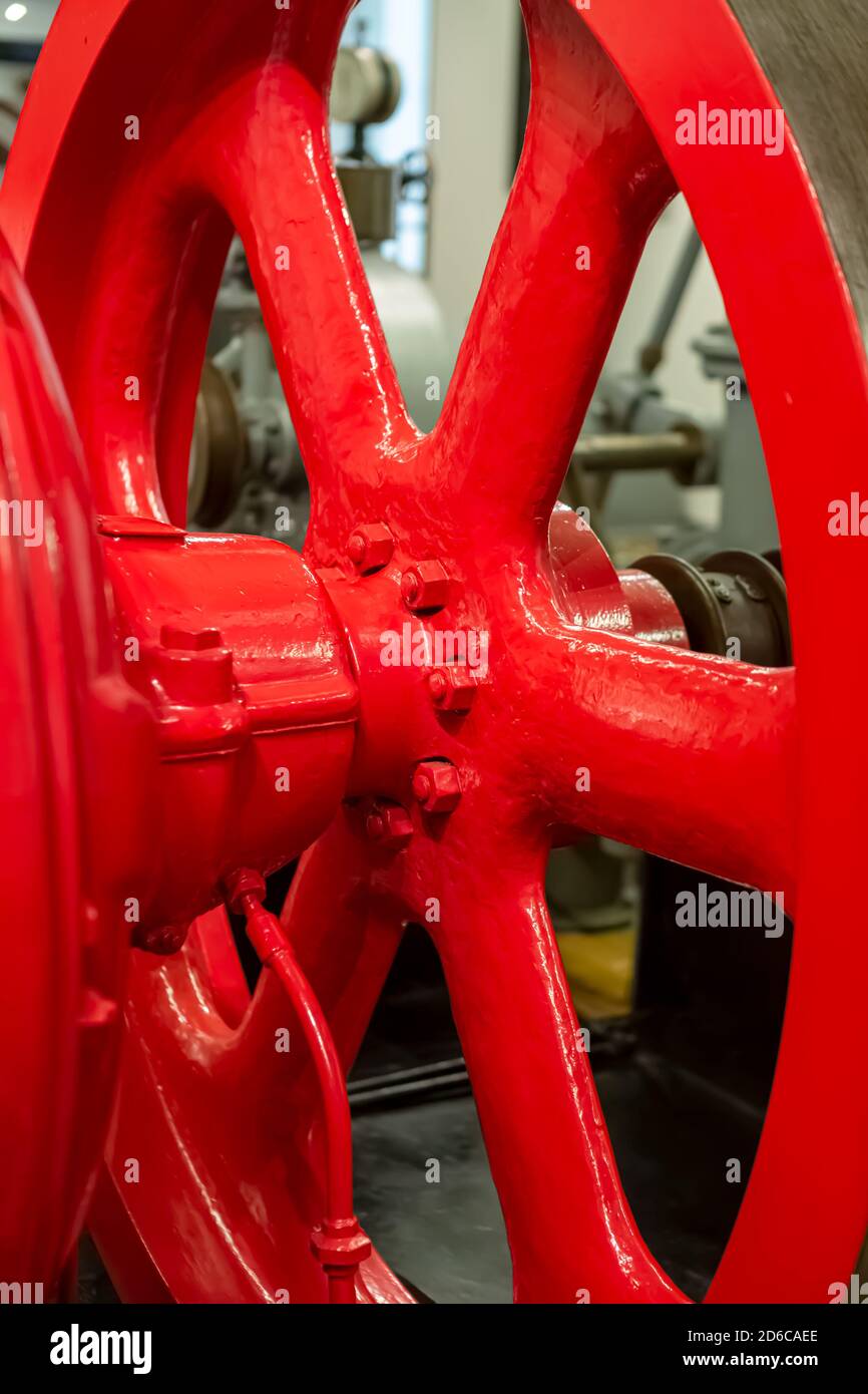 Vue d'un moteur de roue de générateur hydroélectrique industriel