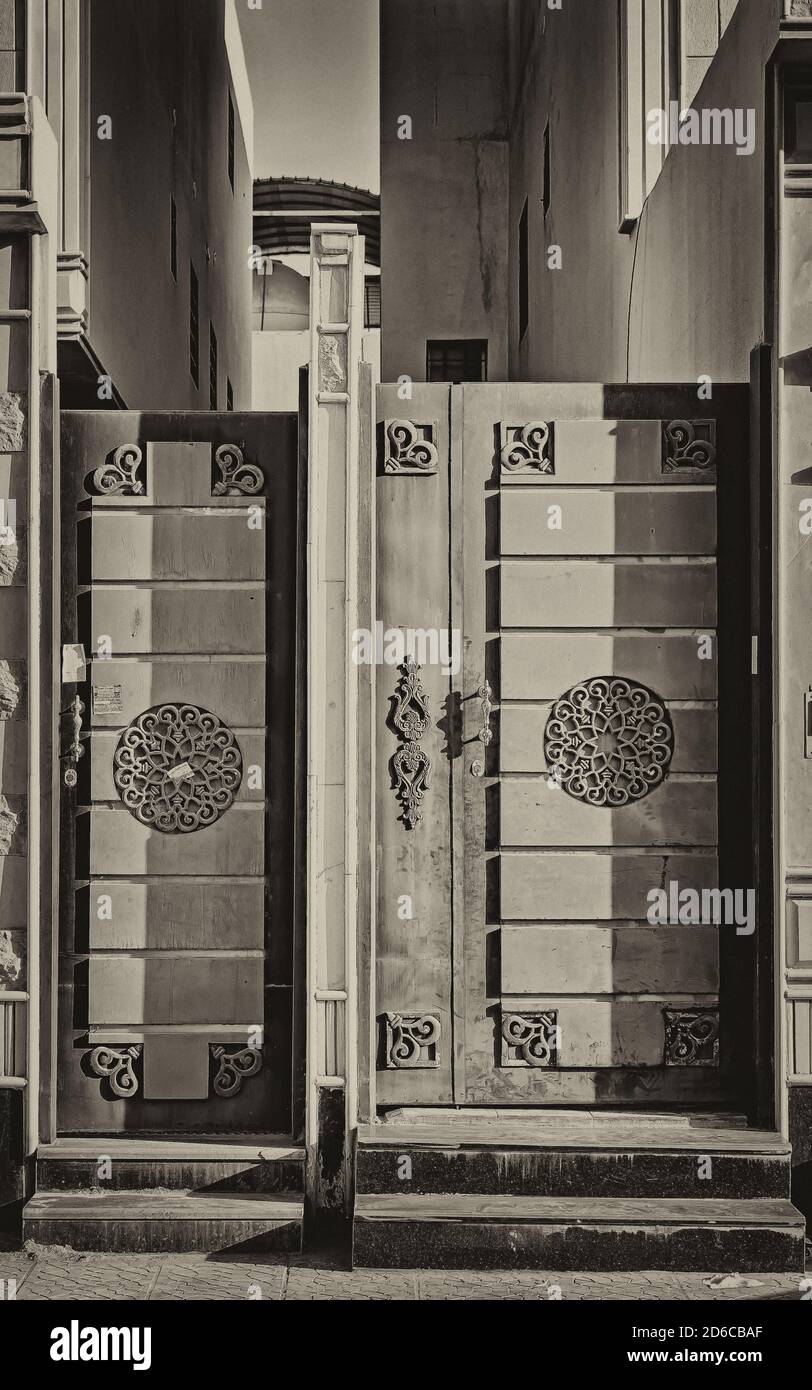 Saudi Door-Antique Sepia Banque D'Images