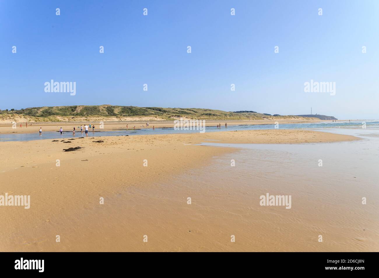 France, Manche, Cotentin, Côte des Isles, les Moitiers d'Allonne, Dunes d'Hatainville, site protégé par le Conservatoire du littoral // France, Banc Banque D'Images