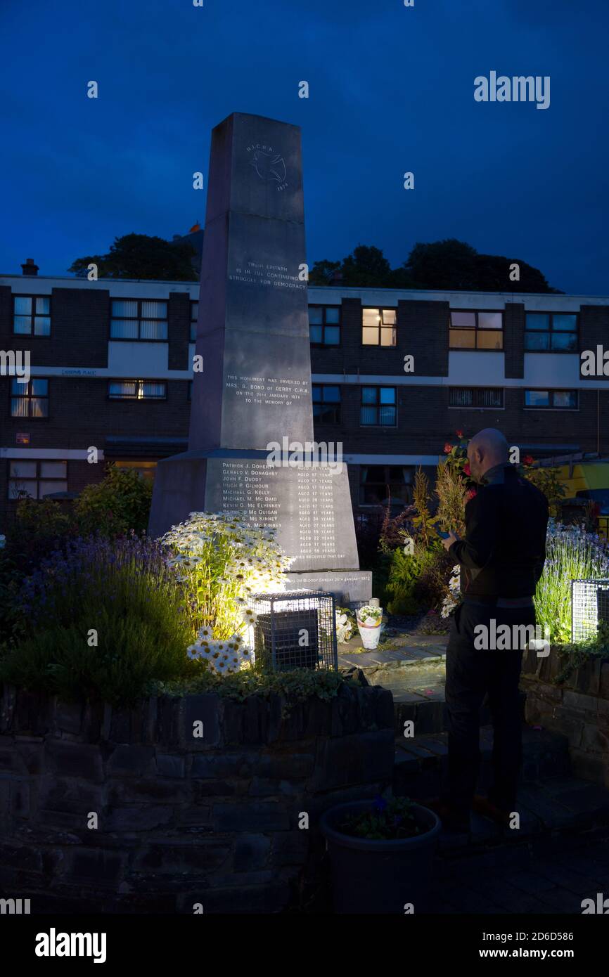 17.07.2019, Derry, Irlande du Nord, Royaume-Uni - Mémorial avec les noms des victimes du massacre sanglant du dimanche 30 janvier 1972 à Bogside. Banque D'Images