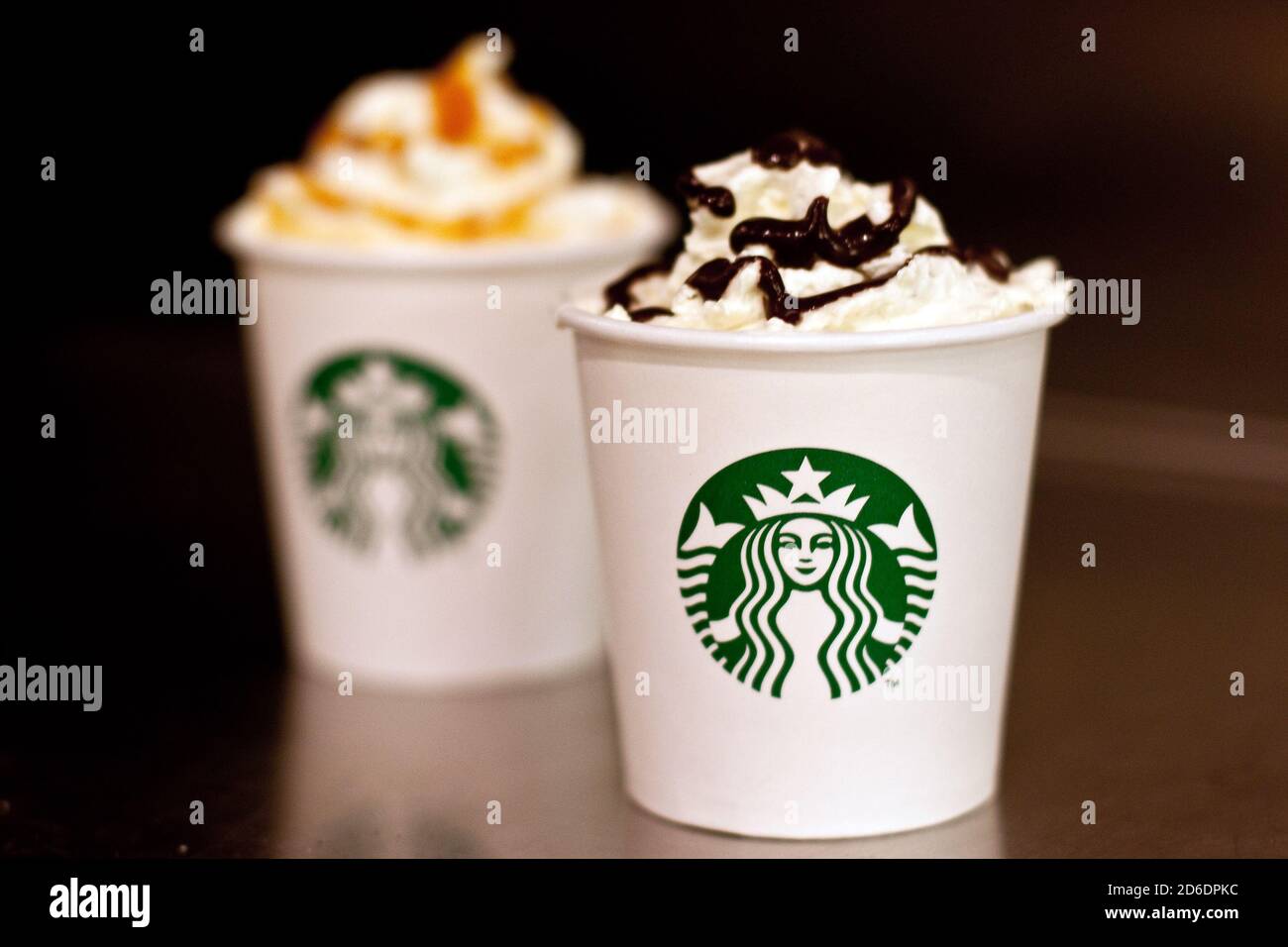 Vue générale sur une boisson Starbucks au Starbucks au-dessus du Bar, Southampton. Date de la photo : vendredi 11 mars 2011. Banque D'Images