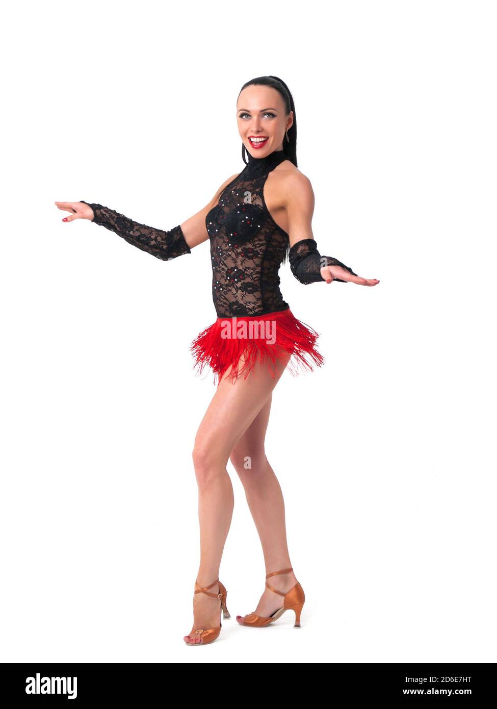 Danseuse de tango gaie en haut noir et en jupe rouge Photo Stock - Alamy