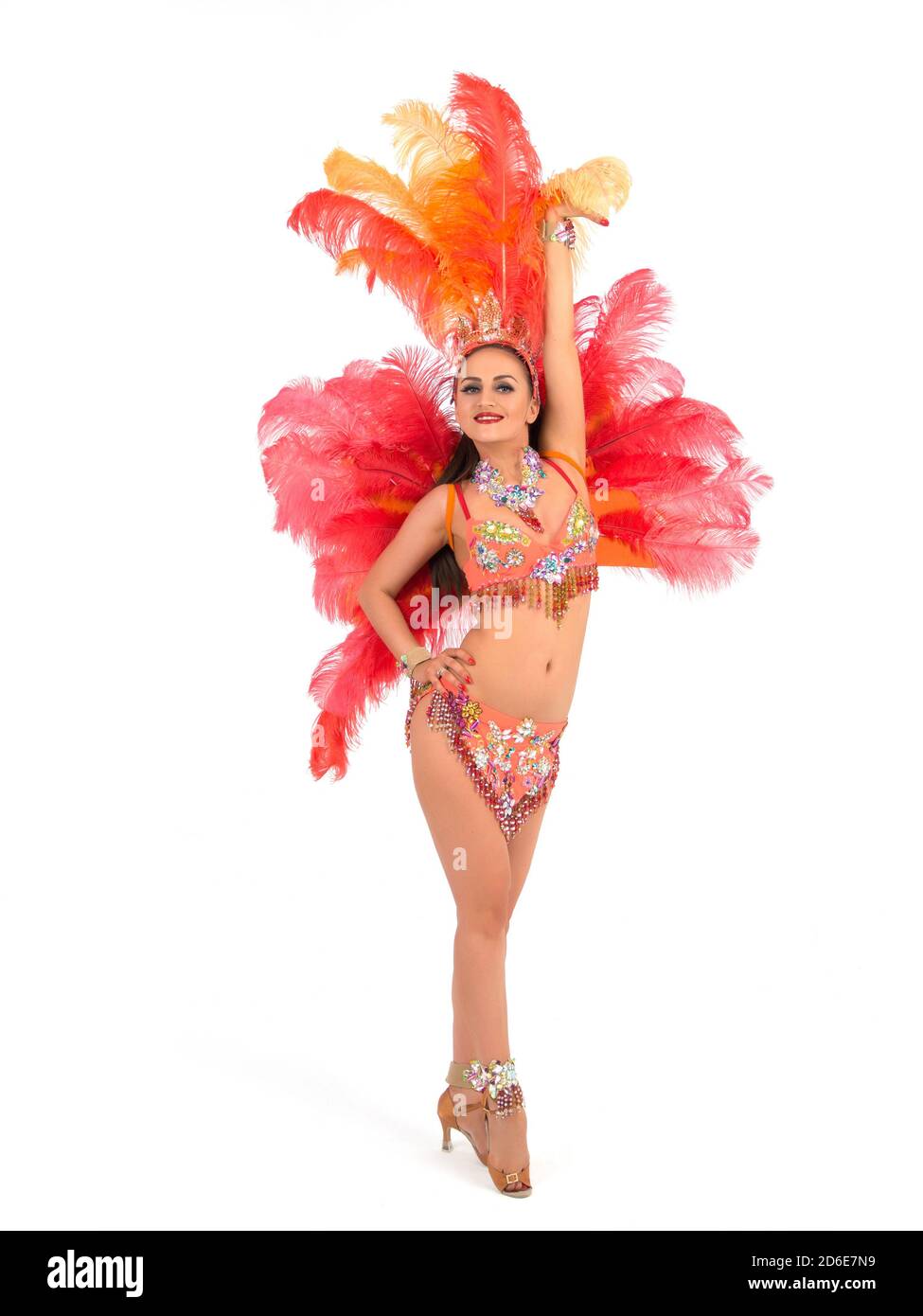 Danseuse de samba se posant dans un costume coloré Photo Stock - Alamy