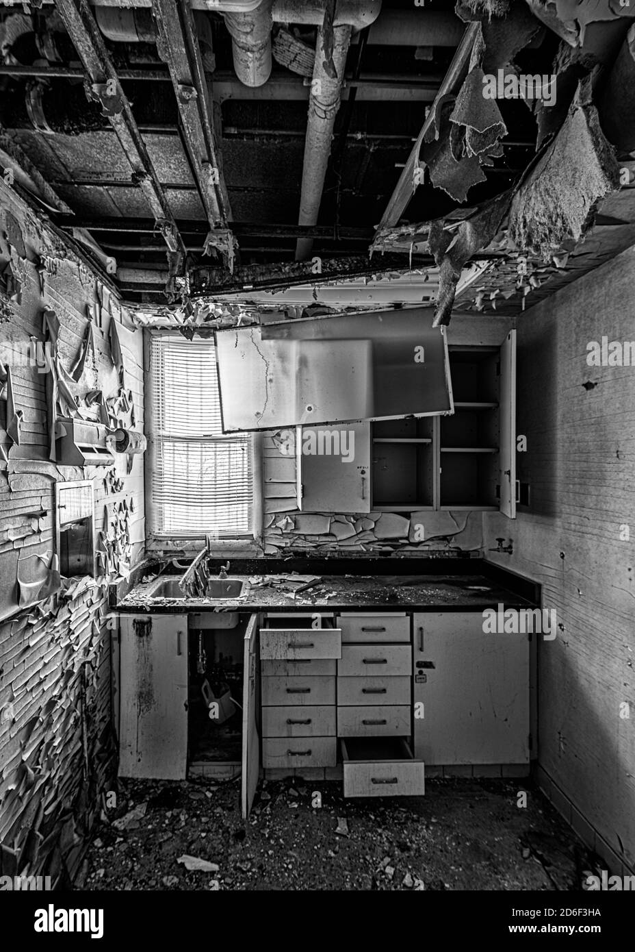 Cuisine abandonnée à l'intérieur de l'ancienne prison de Joliet sur la rue Collins à Joliet, Illinois Banque D'Images