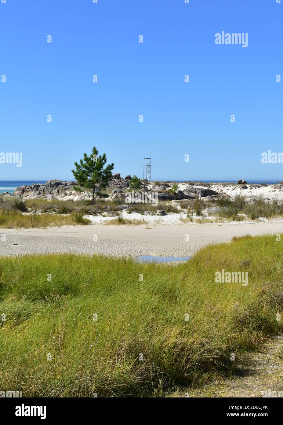 La célèbre plage de Carnota ou Playa de Carnota, la plus grande plage galicienne de la célèbre région de Rias Baixas. Province de la Corogne, Galice, Espagne. Banque D'Images