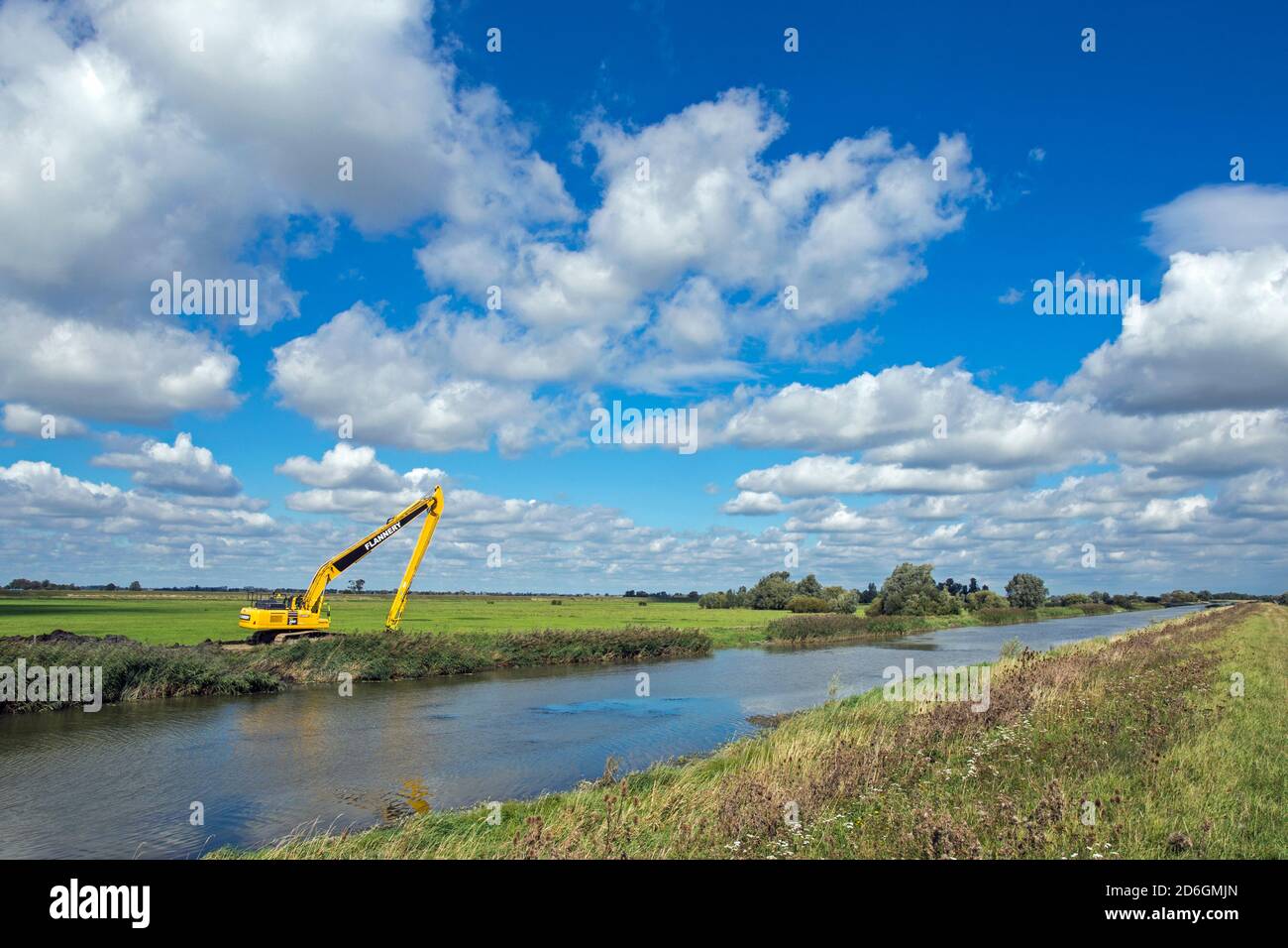Dragage de la pelle hydraulique Komatsu à longue portée New Bedford River, Cambridgeshire Banque D'Images
