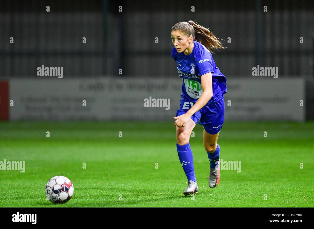 Oostakker, Belgique. 16 octobre 2020. Fran Meersman (5 Gand) photographié lors d'un match de football féminin entre AA Gent Ladies et Sporting Charleroi Feminin le cinquième jour de la saison 2020 - 2021 de la Super League belge Scooore Womens, vendredi 16 octobre 2020 à Oostakker, Belgique . PHOTO SPORTPIX.BE | SPP | DAVID CATRY David Catry | Sportpix.be | SPP Credit: SPP Sport Press photo. /Alamy Live News Banque D'Images