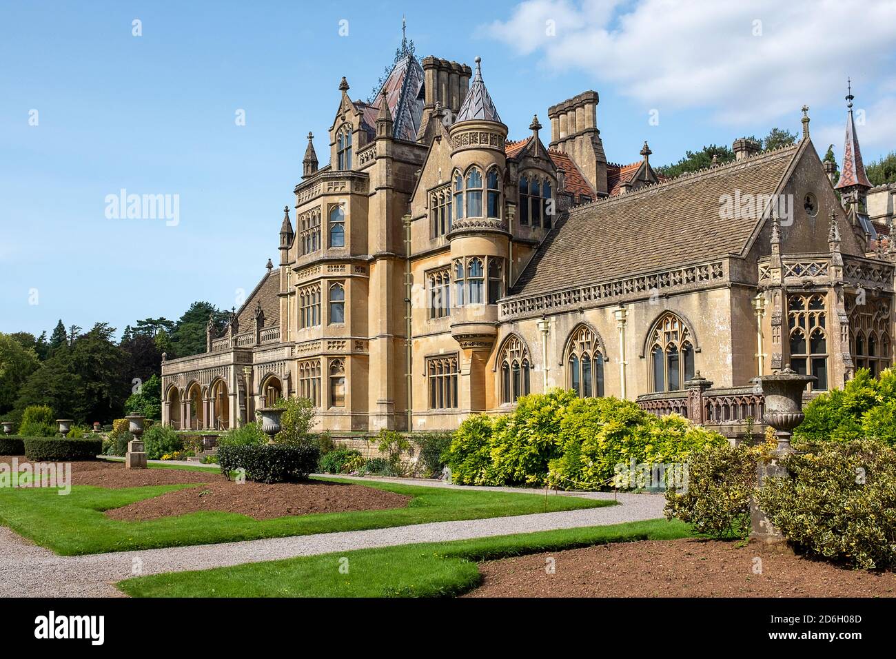 La maison de campagne et la chapelle victorienne gothique de Revival Tyntesfield Banque D'Images