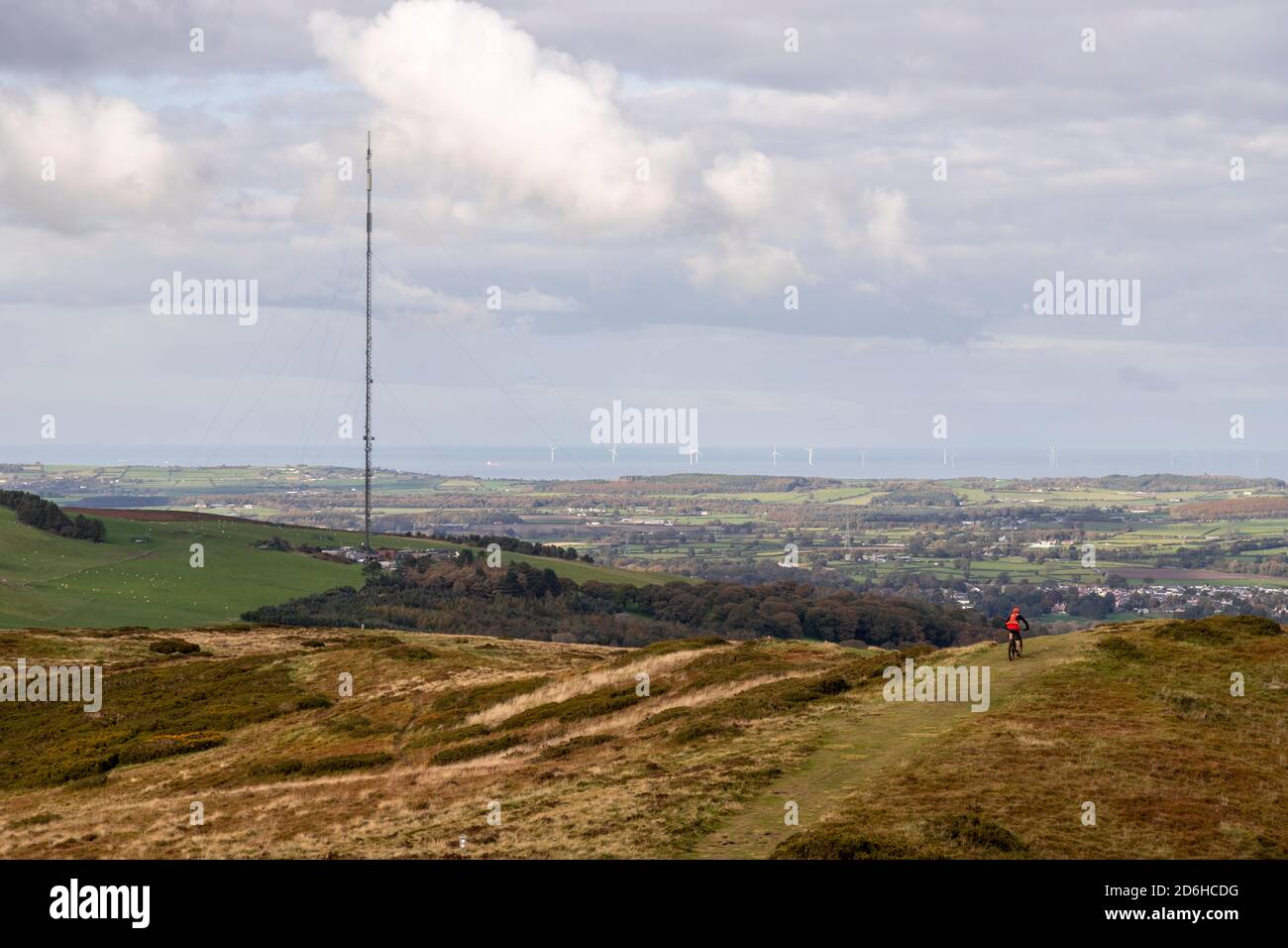 Mât émetteur Moel-y-Parc, gamme Clwydian, pays de Galles du Nord Banque D'Images
