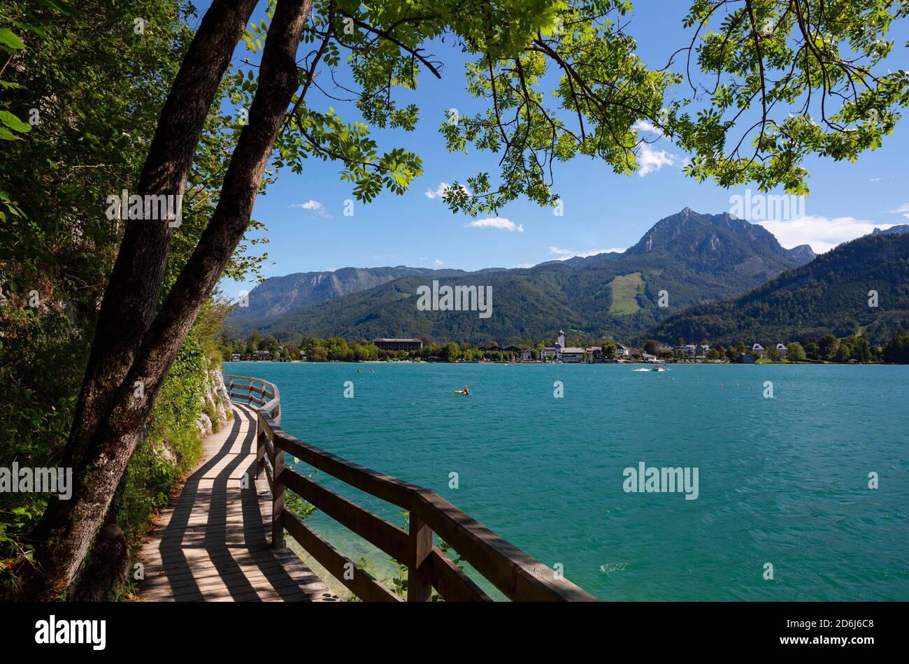 Buerglsteig avec Rettenkogel, Strobl am Wolfgangsee, Salzkammergut, pays de Salzbourg, Autriche Banque D'Images