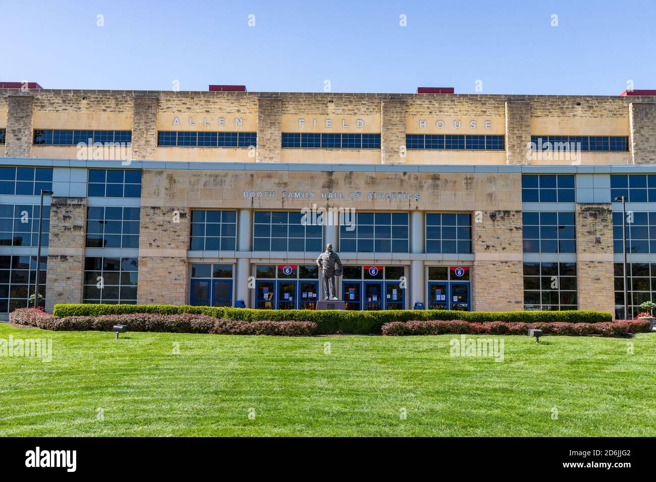 Lawrence, Kansas, États-Unis - 1er octobre 2020 : maison historique Allen Field sur le campus de l'Université du Kansas, où se trouve KU Basketball Banque D'Images