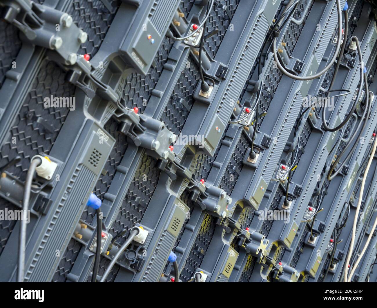 Russie, Voronezh - 2019 septembre 08 : l'arrière de l'écran LED modulaire Banque D'Images