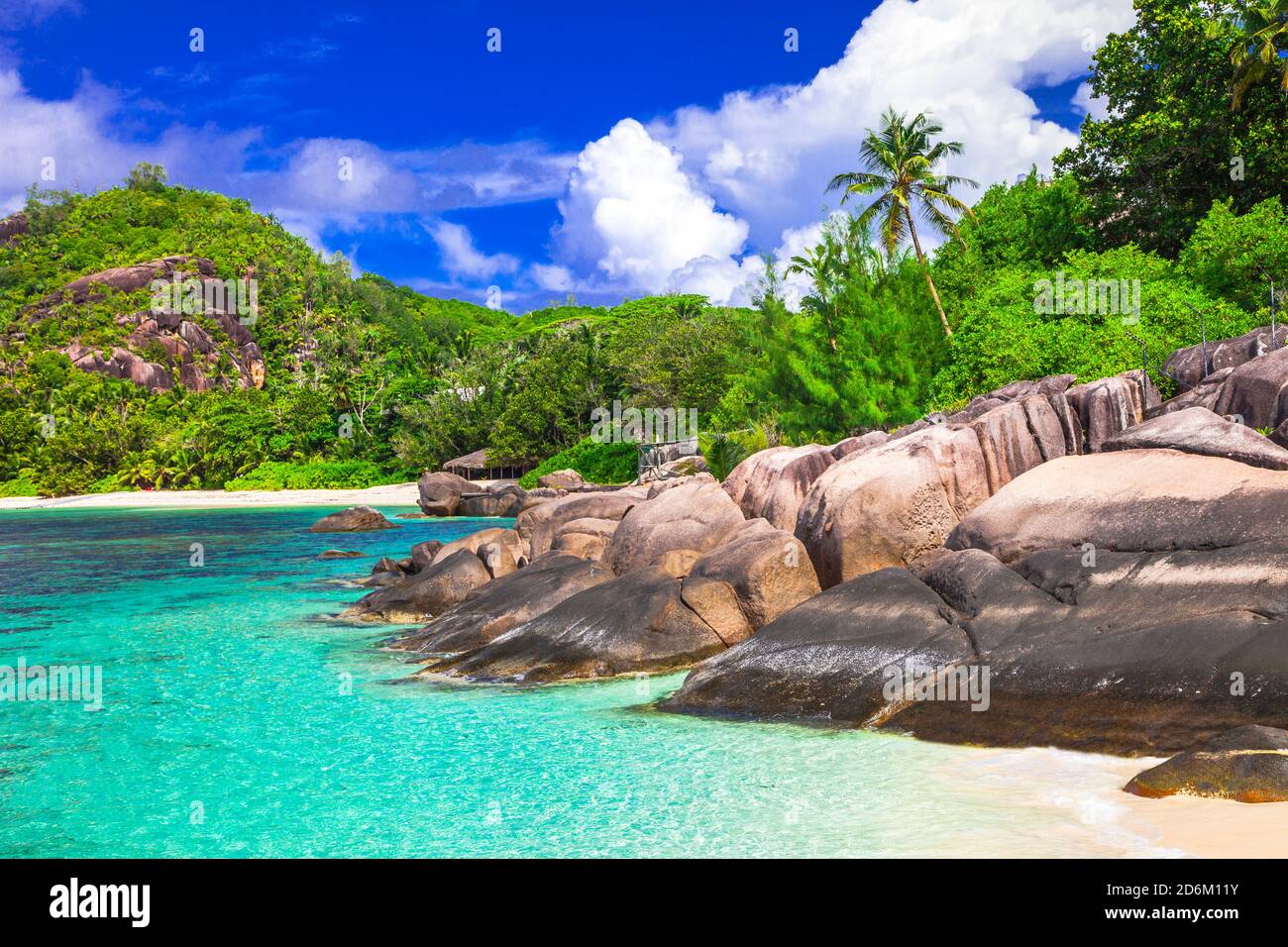 Nature tropicale idyllique et plages des îles Seychelles Banque D'Images