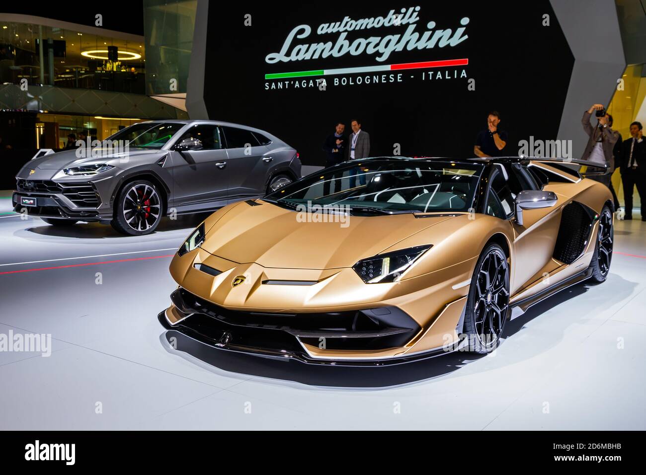 Lamborghini Aventador Svj Logo Banque De Photographies Et D images lamborghini-aventador-svj-logo-banque-de-photographies-et-d-images