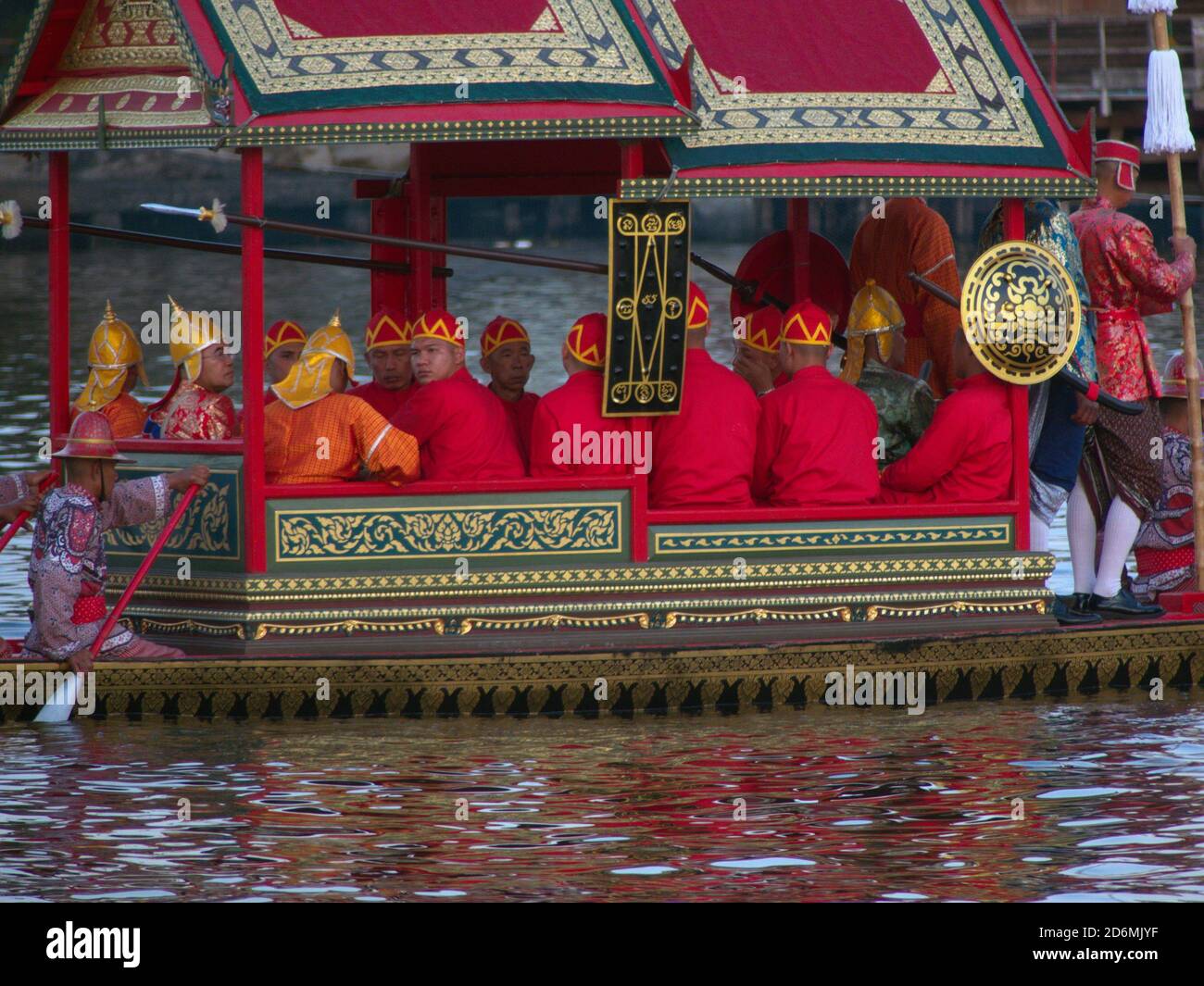 Procession de la Barge royale, rivière Chao Phya, Bangkok, Thaïlande Banque D'Images