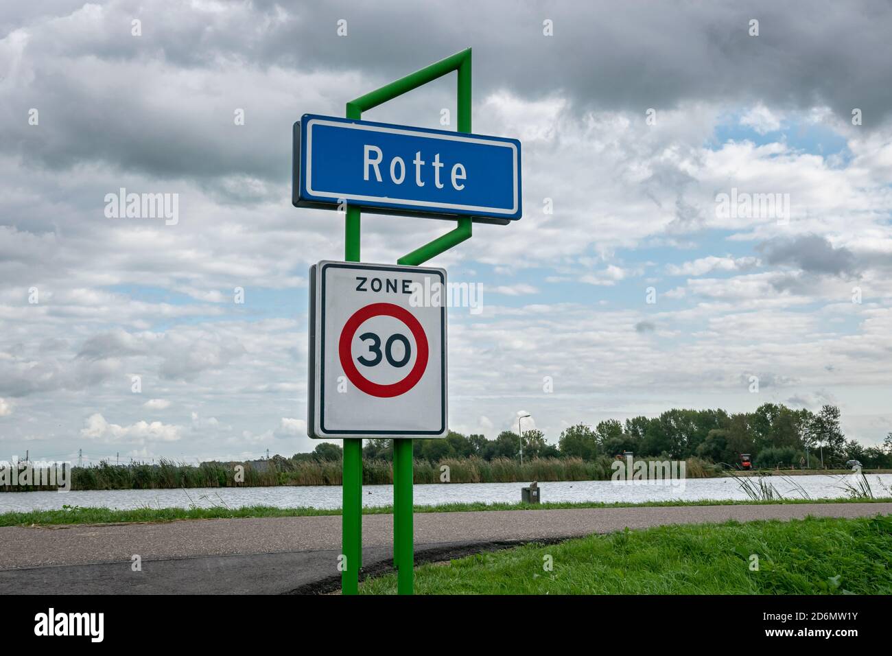 Place signe du nom de Rotte, une région pittoresque le long de la rivière Rotte près de Rotterdam, pays-Bas. Banque D'Images